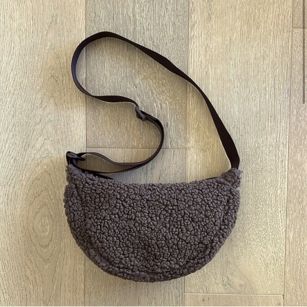 No Boundaries Hands Free Hobo Bag Dark Brown